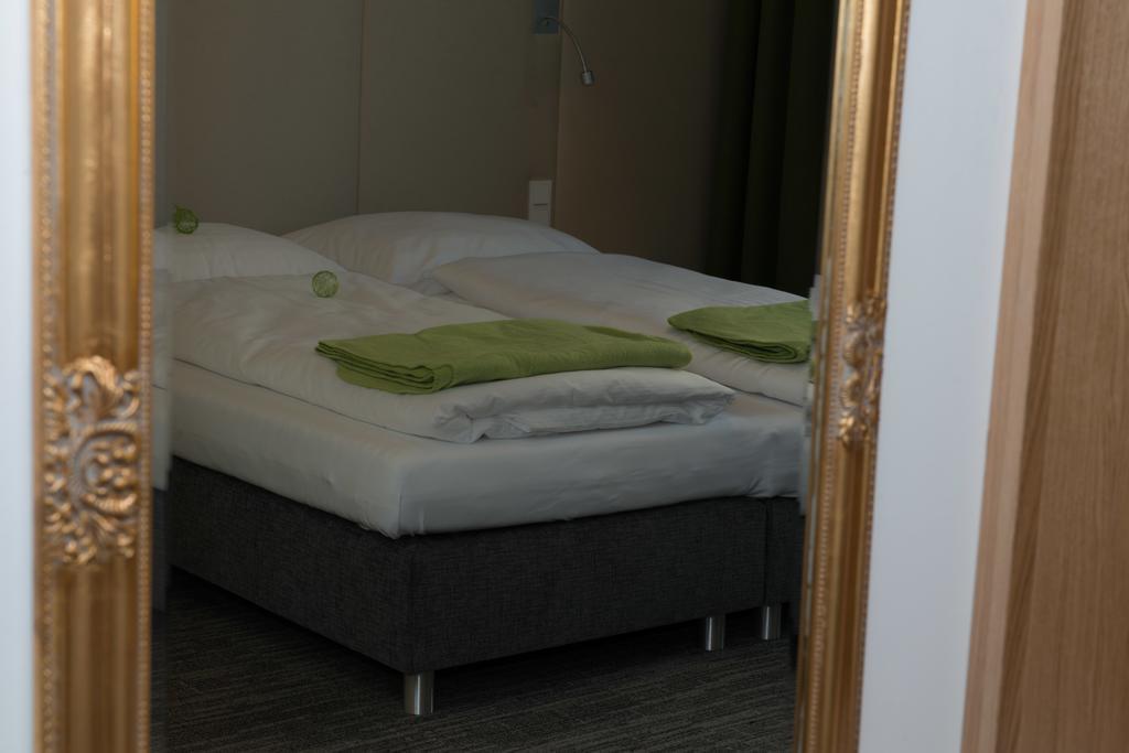 Hubertushof Fromwald Hotel Und Gasthof Bad Fischau 部屋 写真